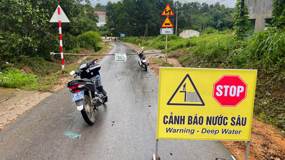 Bắc Giang: Mưa lớn khiến một người bị thương, một số địa phương bị chia cắt cục bộ