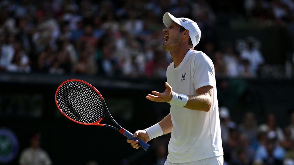 Murray thua ngược Tsitsipas ở Wimbledon