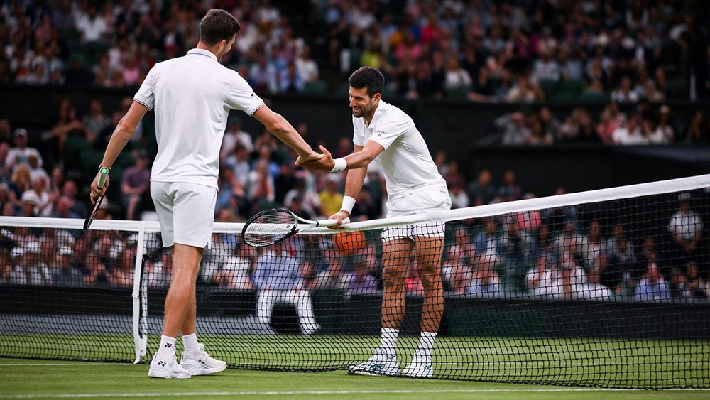 Novak Djokovic vào tứ kết Wimbledon 2023