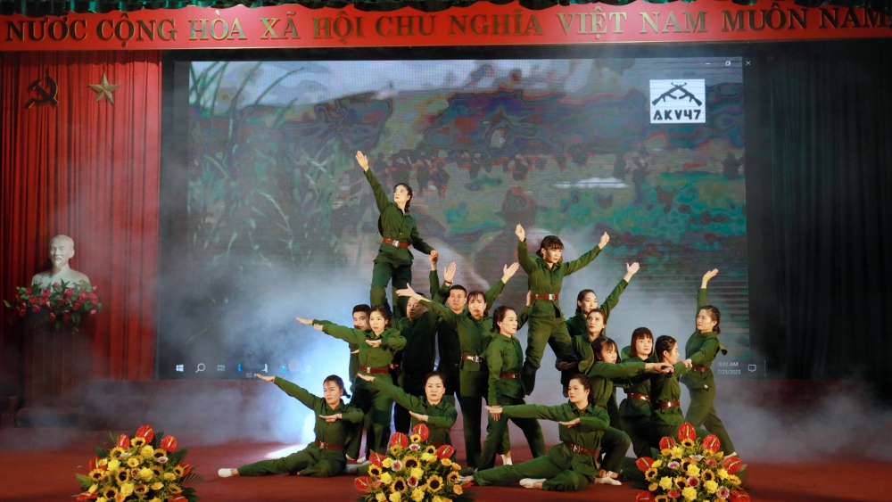 Tiết mục múa "Ngọn lửa bất diệt" giành giải A Liên hoan Ca, múa, nhạc công chức, viên chức lao động tỉnh Bắc Giang