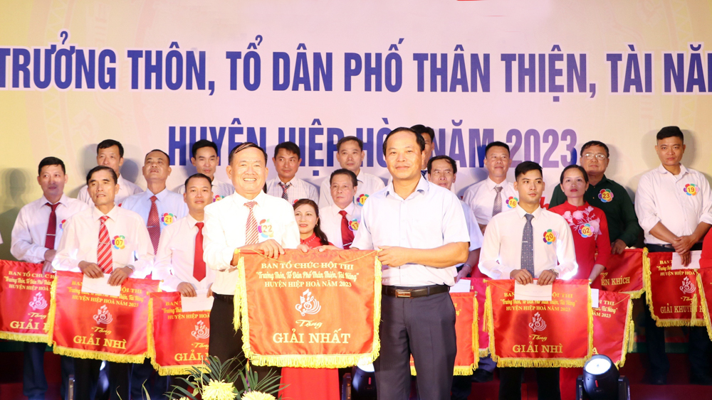 Hiệp Hòa: 25 thí sinh dự thi “Trưởng thôn, tổ dân phố thân thiện, tài năng”