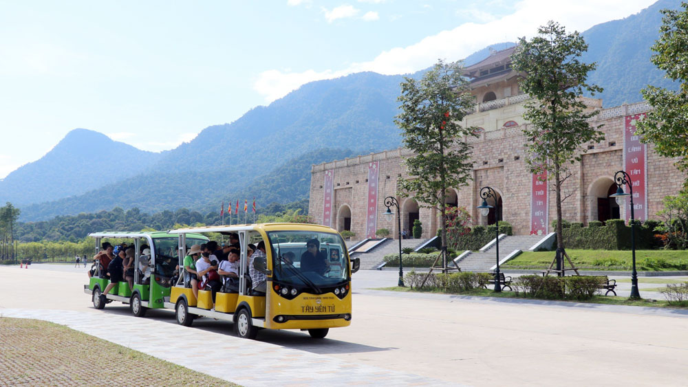 Hai ngày đầu nghỉ lễ, các điểm du lịch ở Sơn Động đón hàng nghìn lượt khách