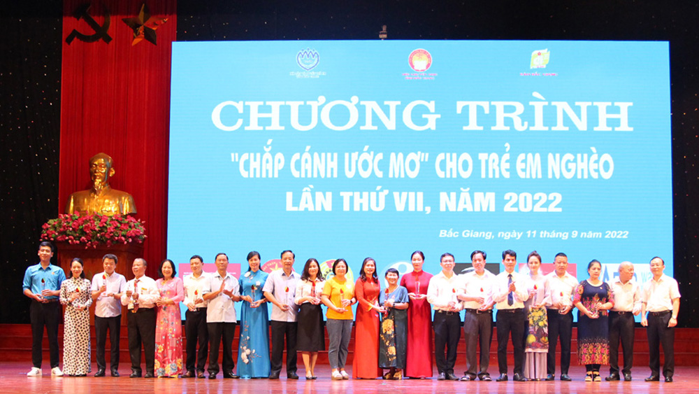 Danh sách ủng hộ Chương trình "Chắp cánh ước mơ" cho trẻ em nghèo tỉnh Bắc Giang năm 2023