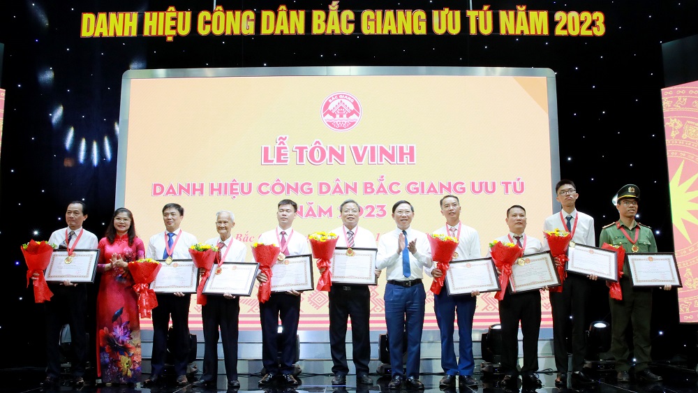 Tôn vinh 10 công dân Bắc Giang ưu tú năm 2023