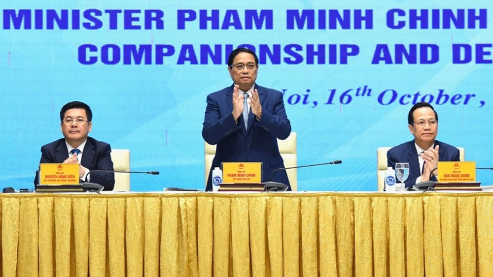 PM Pham Minh Chinh chairs conference with FDI enterprises