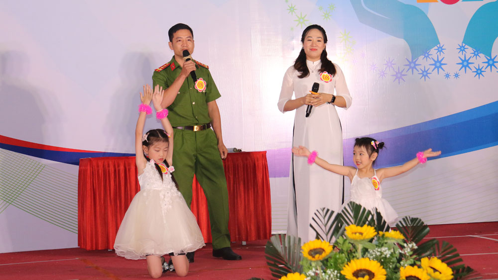 Ngày hội “Gia đình văn hóa tiêu biểu" huyện Việt Yên