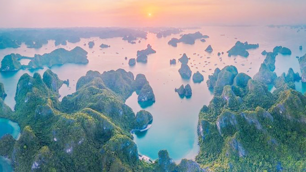 Vịnh Hạ Long là 1 trong 51 điểm đến đẹp nhất thế giới