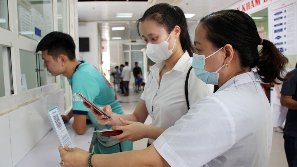 Bắc Giang:  Tuyên truyền, hạn chế rủi ro từ giao dịch quét mã QR tại các cơ sở y tế