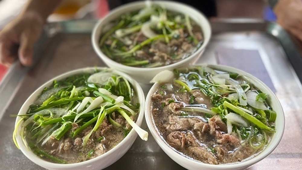 Vietnamese food among 100 best in the world