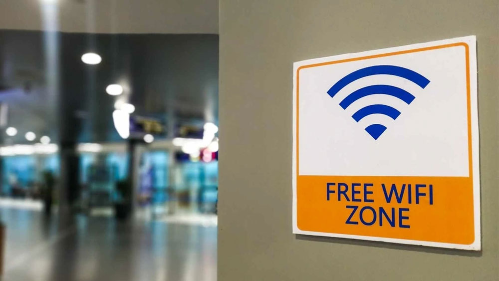 Nguy cơ bị đánh cắp tài khoản ngân hàng khi dùng WiFi công cộng