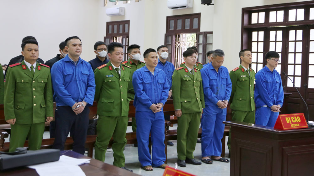 Cựu Trưởng Công an quận Đồ Sơn, Hải Phòng bị tuyên phạt 8 năm tù