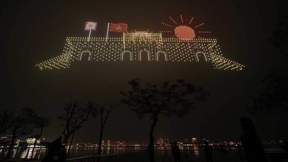 Vietnam welcomes Year of the Dragon