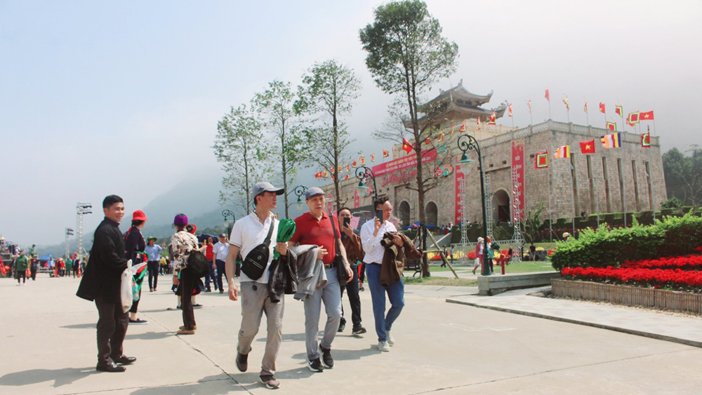 Khu du lịch tâm linh - sinh thái Tây Yên Tử đón gần 60 nghìn lượt khách tham quan
