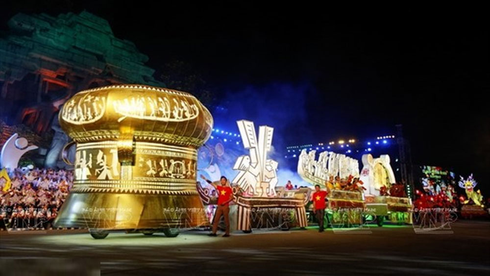Vietnam develops festival tourism