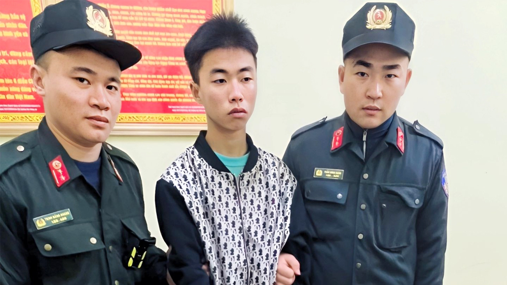 Bắc Giang: Cảnh sát cơ động bắt đối tượng tàng trữ trái phép ma túy
