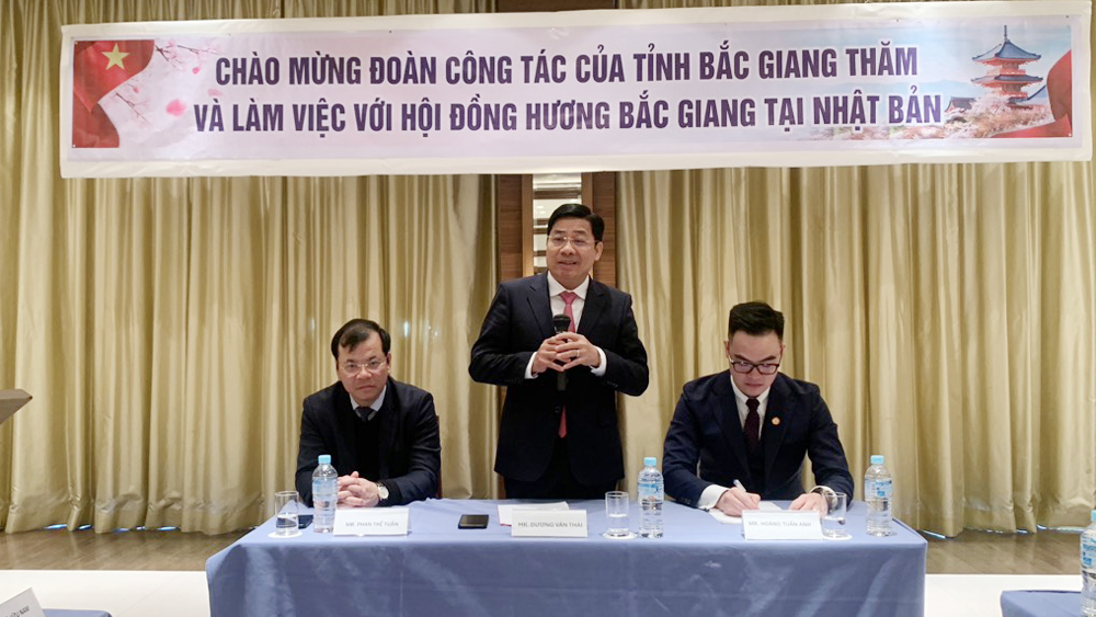 Bac Giang Provincial Party chief Duong Van Thai meets Bac Giang community in Japan