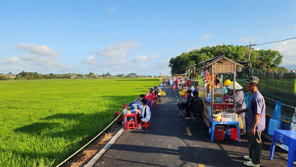 Khu ẩm thực quê trên đường ruộng ở Bà Rịa - Vũng Tàu hút khách