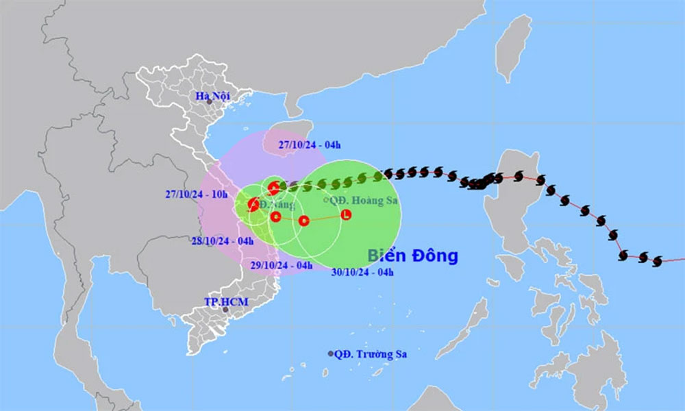  Bão số 6 giảm cường độ, cách Đà Nẵng khoảng 95km