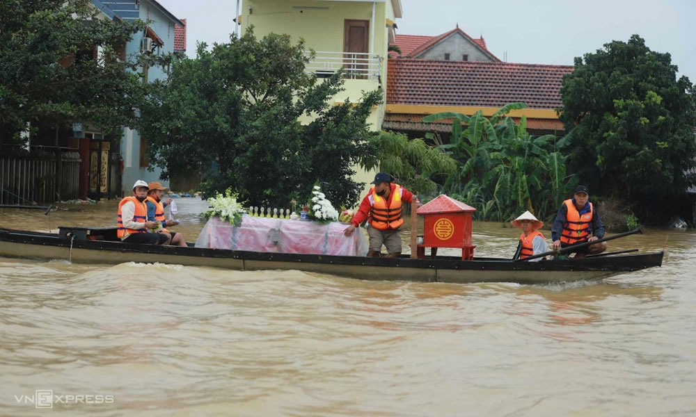  Bốn người chết do mưa lũ ở Quảng Bình