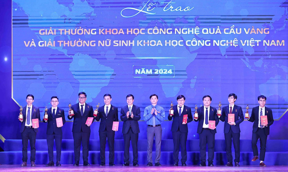  10 nhà khoa học trẻ xuất sắc được nhận Giải thưởng Quả Cầu Vàng 2024