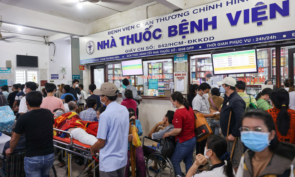  Bệnh nhân tuyến dưới được dùng thuốc BHYT giống bệnh viện tuyến trên