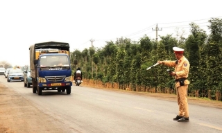 Bốn ngày nghỉ Tết Nguyên đán xảy ra 202 vụ tai nạn giao thông