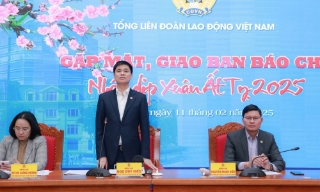 Lần đầu tiên vinh danh 95 công nhân tiêu biểu là đảng viên