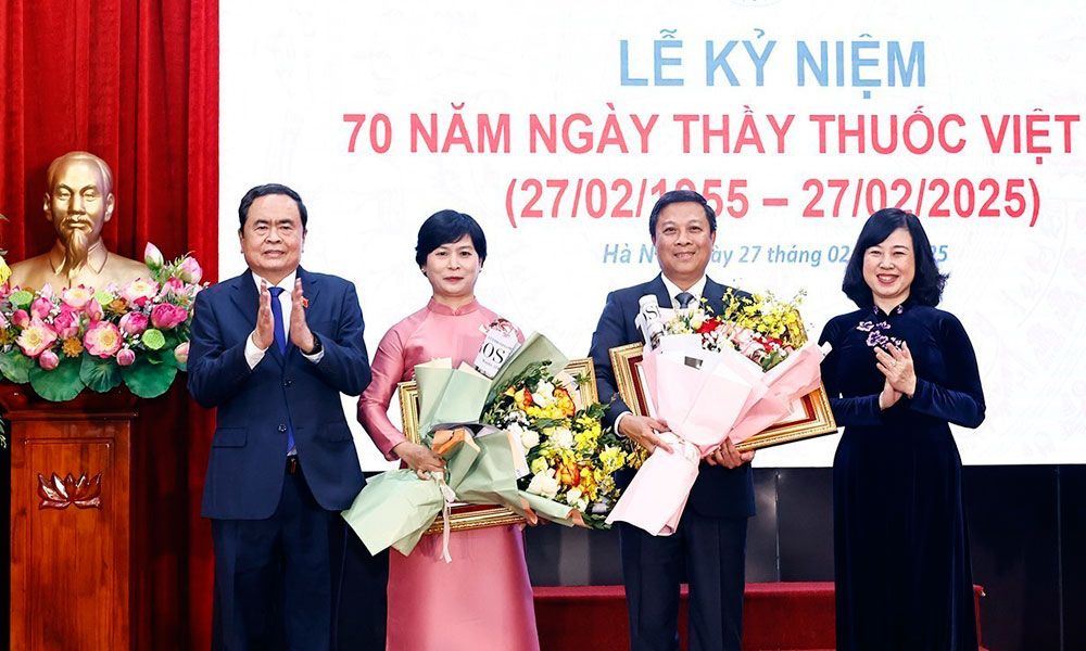  Chủ tịch Quốc hội Trần Thanh Mẫn dự Lễ kỷ niệm 70 năm Ngày Thầy thuốc Việt Nam tại Bệnh viện Hữu Nghị