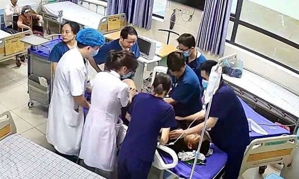 Vụ hành hung bác sĩ tại Trung tâm Y tế huyện Thanh Ba