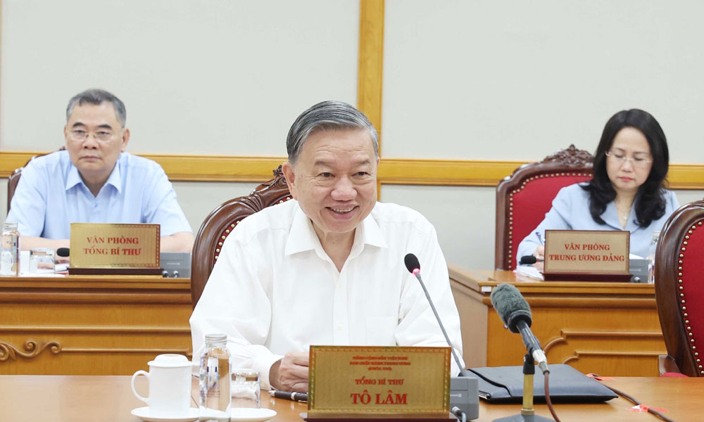  Hoàn thành lấy ý kiến nhân dân về các đề án sắp xếp, sáp nhập cấp tỉnh, cấp xã