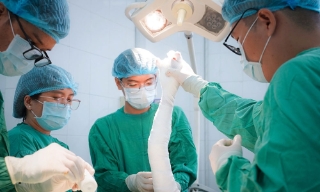 6 bệnh nhân hồi sinh nhờ ghép mô tạng từ người hiến chết não