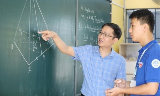 Thủ tướng Chính phủ chỉ đạo tổ chức tốt kỳ thi tốt nghiệp trung học phổ thông, bảo đảm biên chế giáo viên