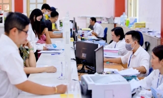 Thủ tướng yêu cầu kịp thời bố trí kinh phí chi trả chế độ cho cán bộ, công chức khi sắp xếp bộ máy
