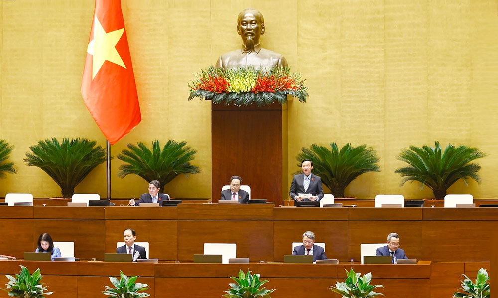  Ngày 12/6, Quốc hội biểu quyết thông qua việc sắp xếp đơn vị hành chính cấp tỉnh