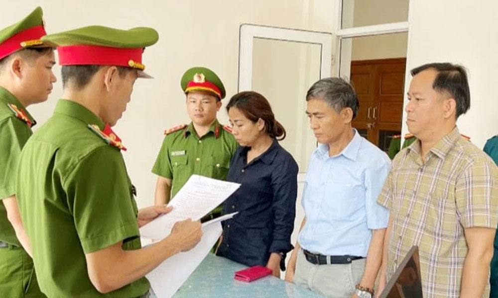 Khởi tố, tạm giam 3 nguyên trưởng phòng Giáo dục và Đào tạo ở Quảng Nam