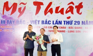 Họa sĩ Bắc Giang đoạt giải C tại triển lãm Mỹ thuật khu vực III Tây Bắc - Việt Bắc