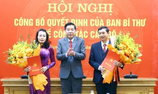 Bắc Giang: Công bố quyết định của Ban Bí thư chuẩn y các đồng chí Nguyễn Thị Hương, Nguyễn Việt Oanh giữ chức Phó Bí thư Tỉnh ủy