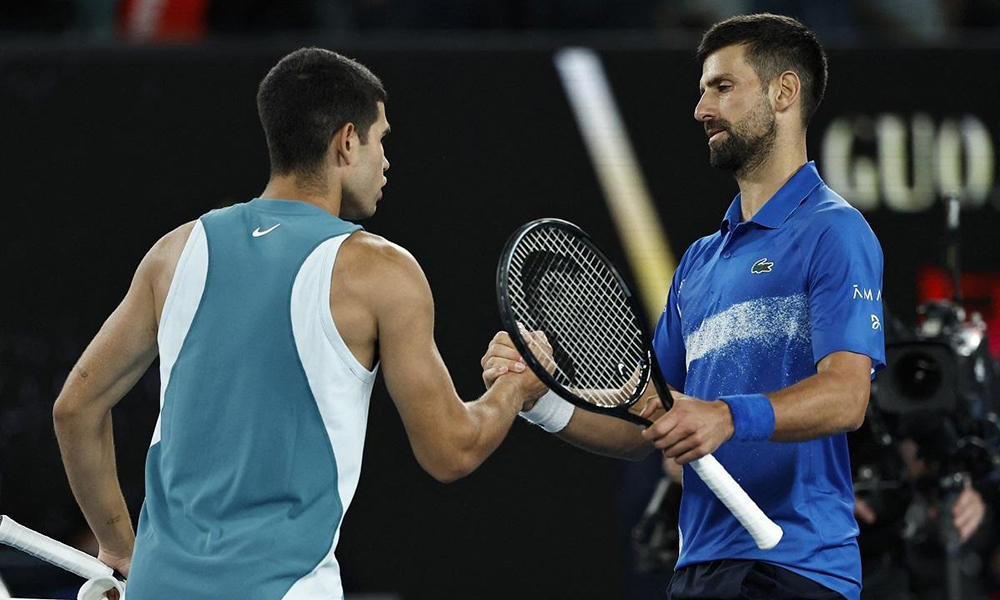  Djokovic hạ Alcaraz ở tứ kết Australia Mở rộng