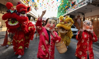 Không khí chào đón năm mới Ất Tỵ trên thế giới