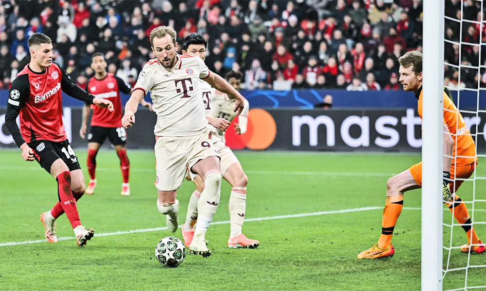  Harry Kane đưa Bayern vào tứ kết Champions League