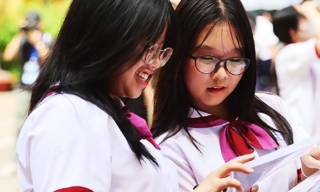 Phụ huynh 'lách' quy định để con học thêm