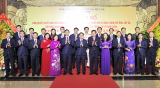 Lễ công bố nghị quyết, quyết định về sáp nhập đơn vị hành chính