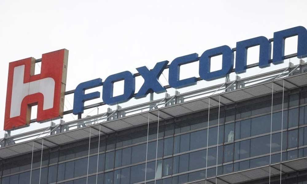 Foxconn gets license to invest $551M more in Vietnam