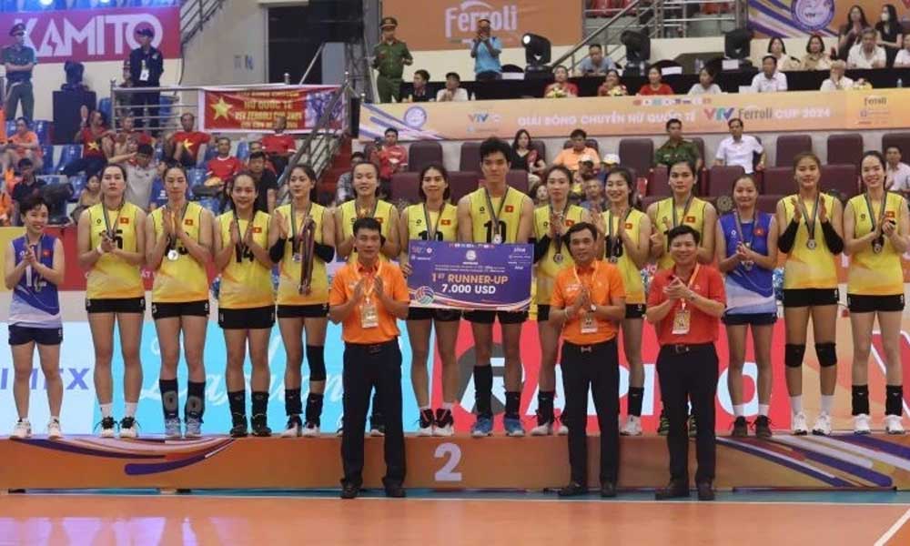 Vietnamese team are runners-up at International Women's Volleyball Tournament VTV Cup Ferroli