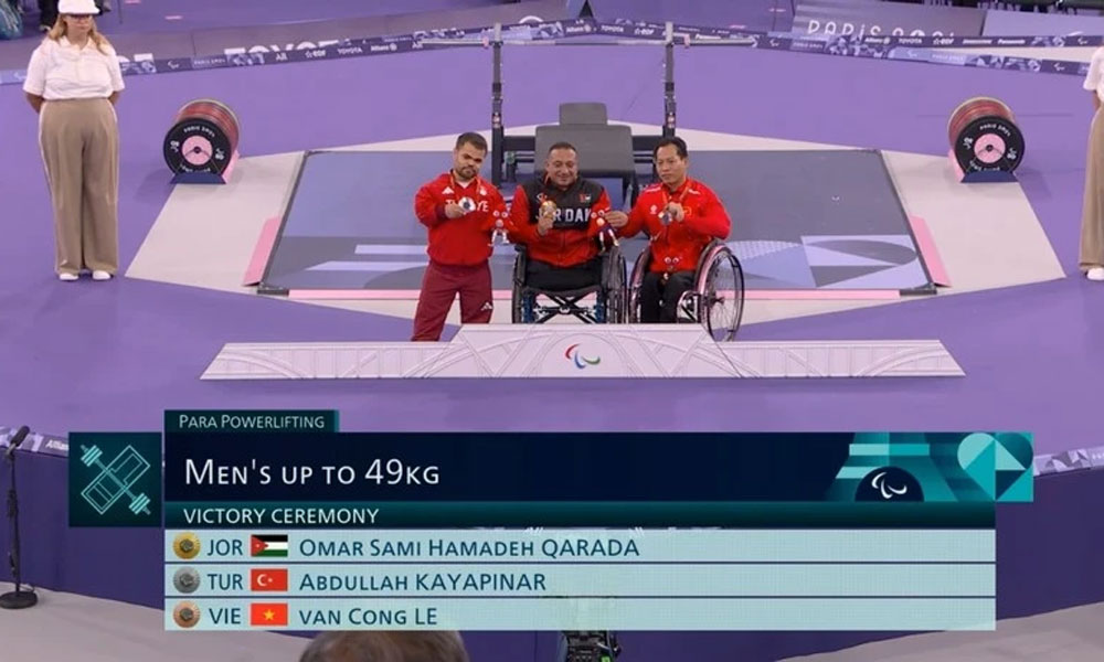 First medal for Vietnamese Paralympic team in Paris