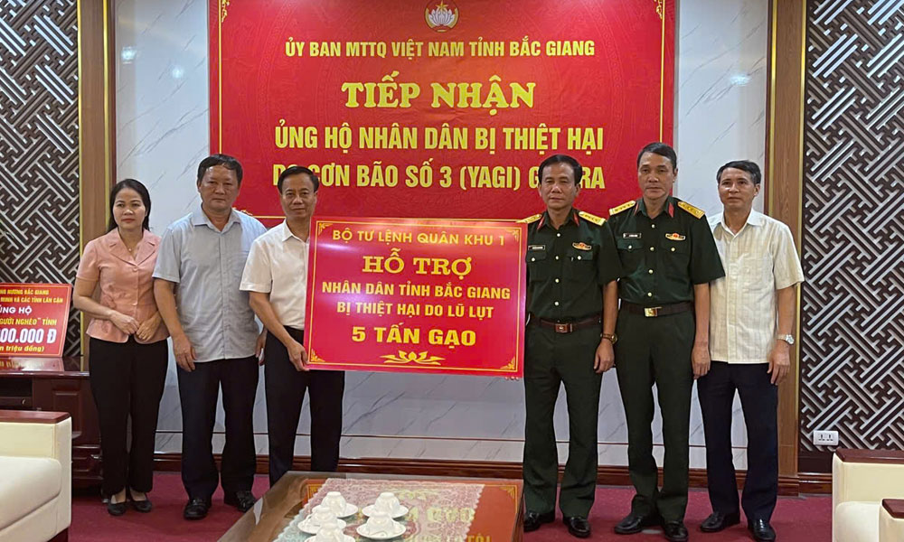 Bac Giang receives more than 800 million VND to support storm victims 