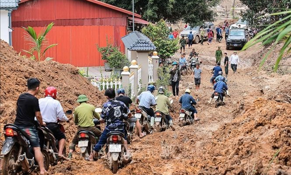 More condolences delivered to Vietnam over Typhoon Yagi's impact