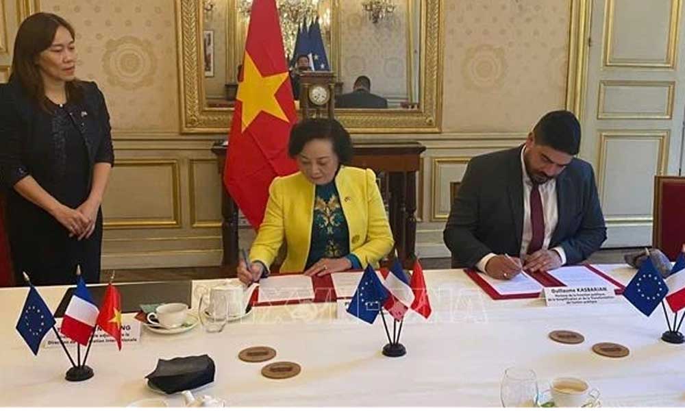 Vietnam, France boost cooperation in public services, administrative modernisation