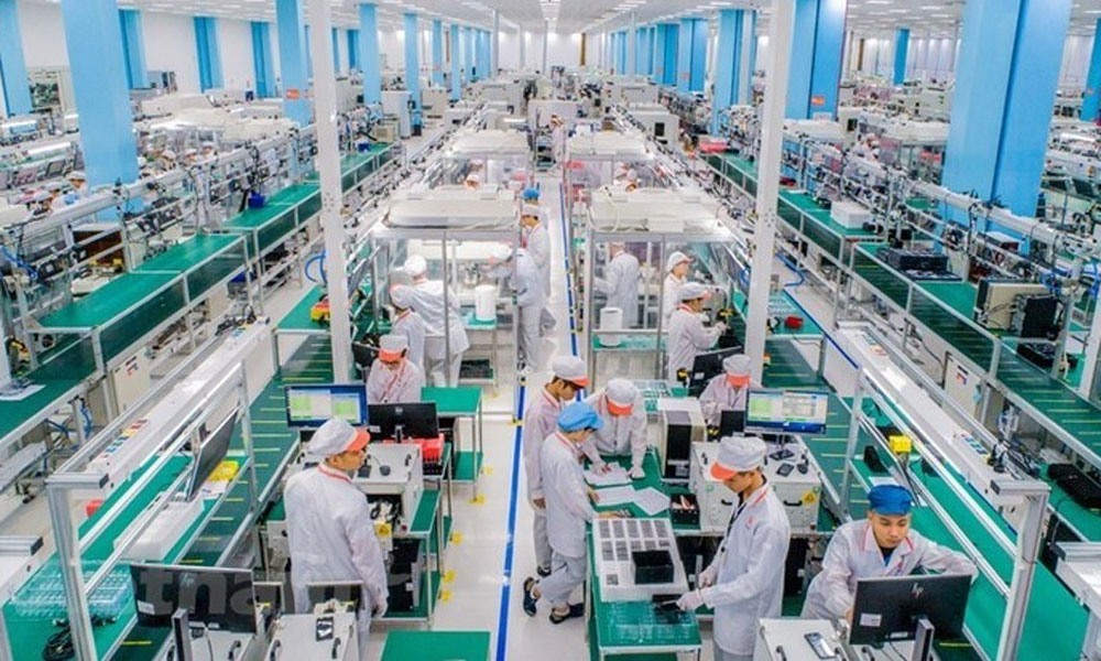 Vietnam posts 7.4% GDP growth in Q3