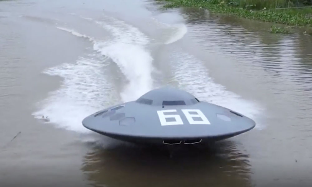 From trash to innovation: a Vietnamese man's watercraft